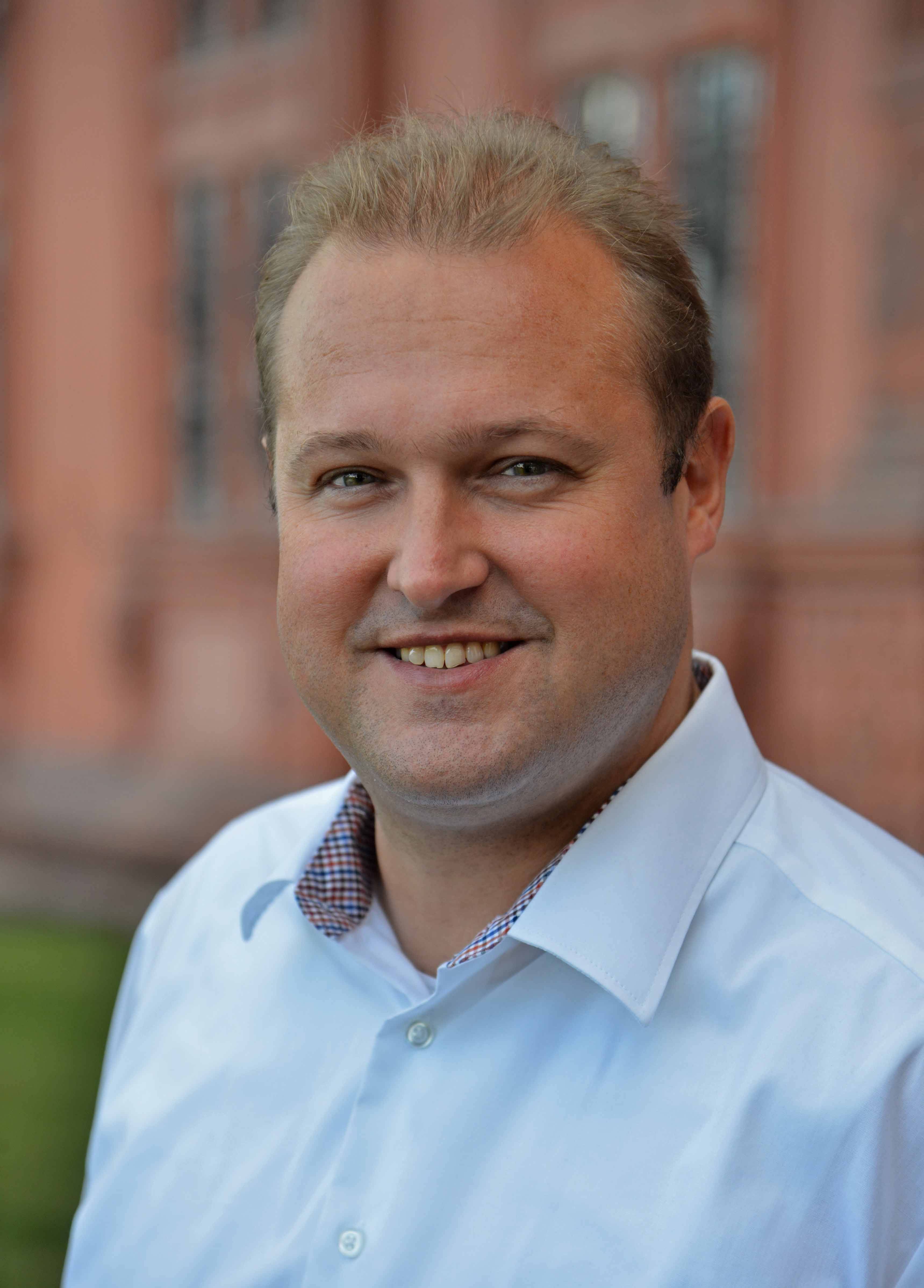 Das Bild zeigt Christian Kempgens